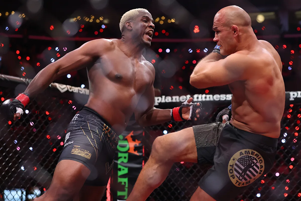 Rousey vs. Carano results: Robelis Despaigne brutally KOs Junior dos Santos in first MMA fight on Netflix