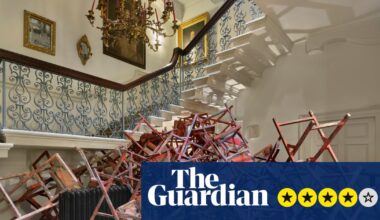Phyllida Barlow: Disruptor review – sexy latex and gobs of gum as a stately home gets trashed | Art