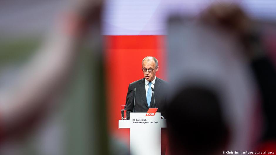 Merz booed as he advocates economic reform