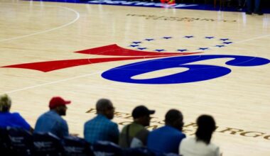 Sixers' executive catching interest from Mavericks