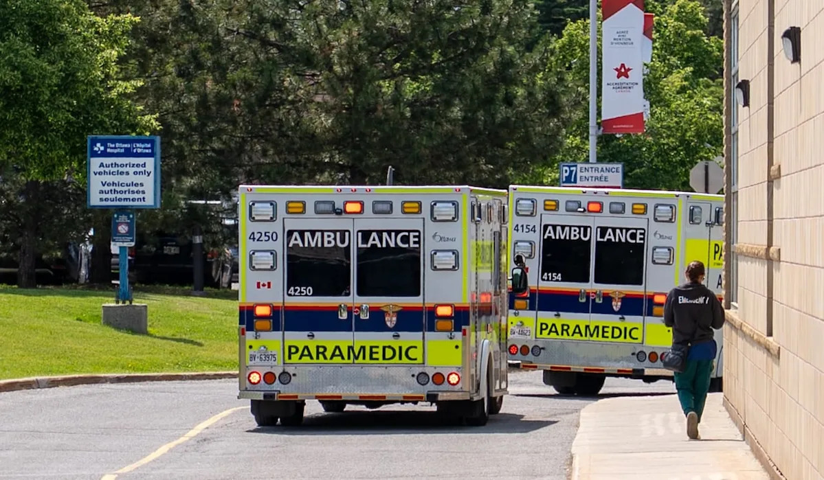 Toddler dies after being pulled from Ottawa River