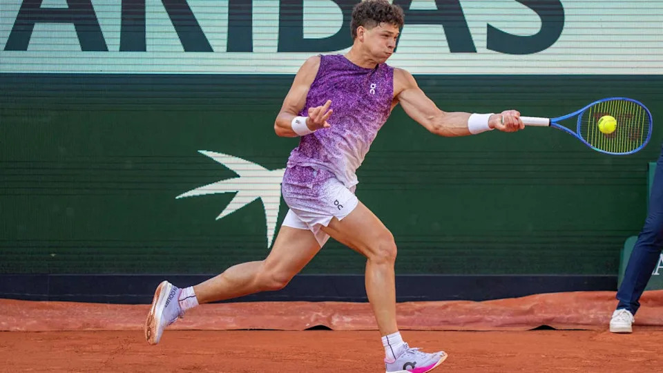 May 25, 2026; Paris, France; Ben Shelton of the United States returns a shot during his first round match against Daniel Merida of Spain (not pictured) on day two at Stade Roland Garros. Mandatory Credit: Susan Mullane-Imagn Images© Susan Mullane-Imagn Images&period;