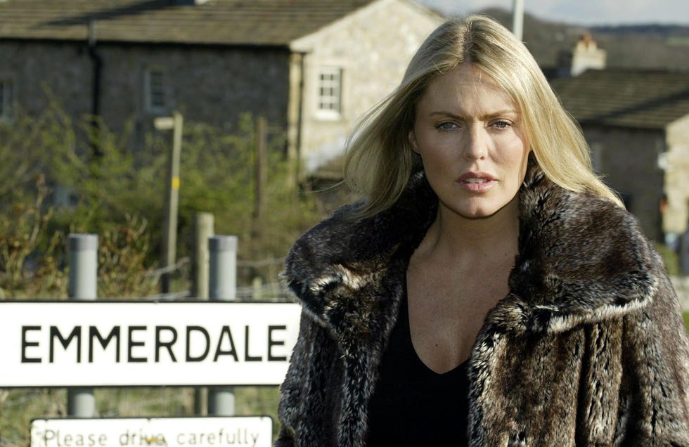 patsy kensit as sadie king, emmerdale