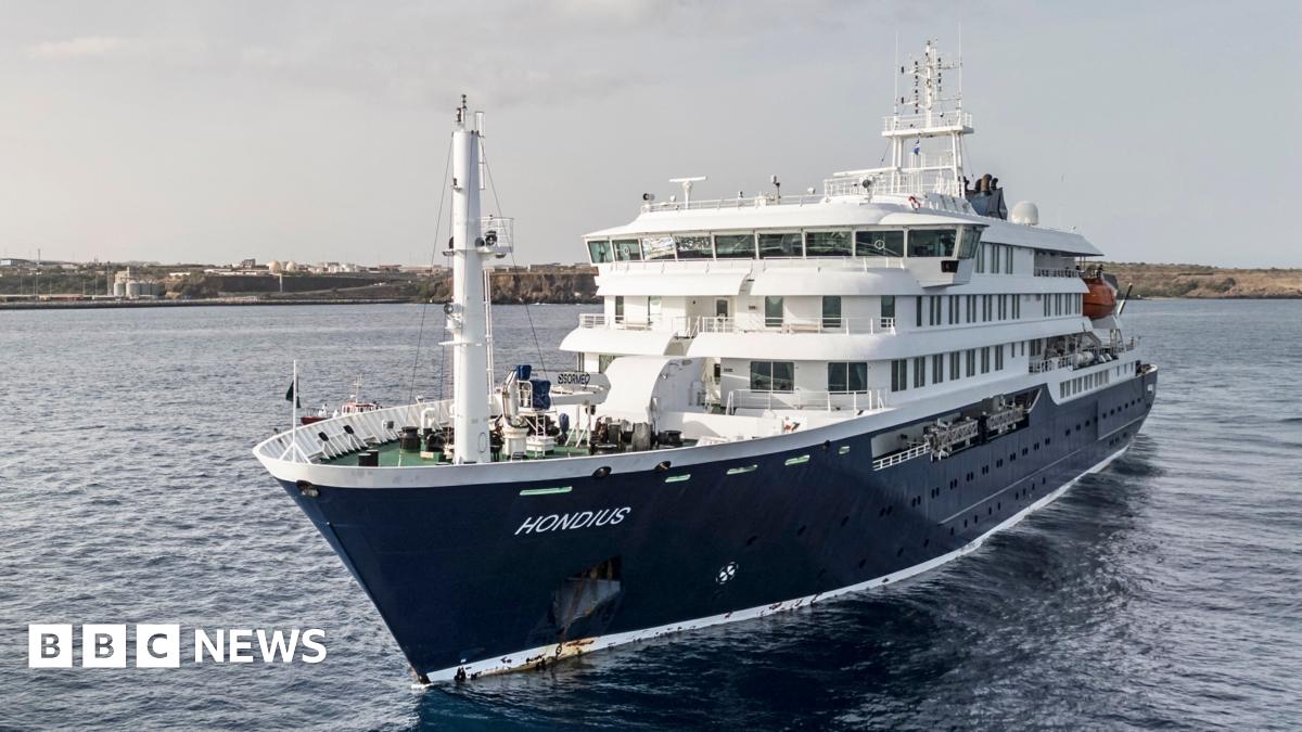 Canaries' leader opposes plan to let virus-hit ship dock, as three patients evacuated to Netherlands