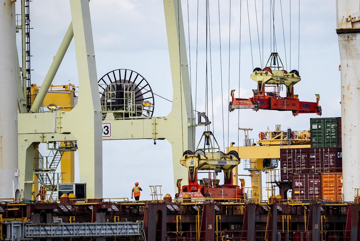 Montreal Port Authority names ex-exec as CEO, as leadership questions linger