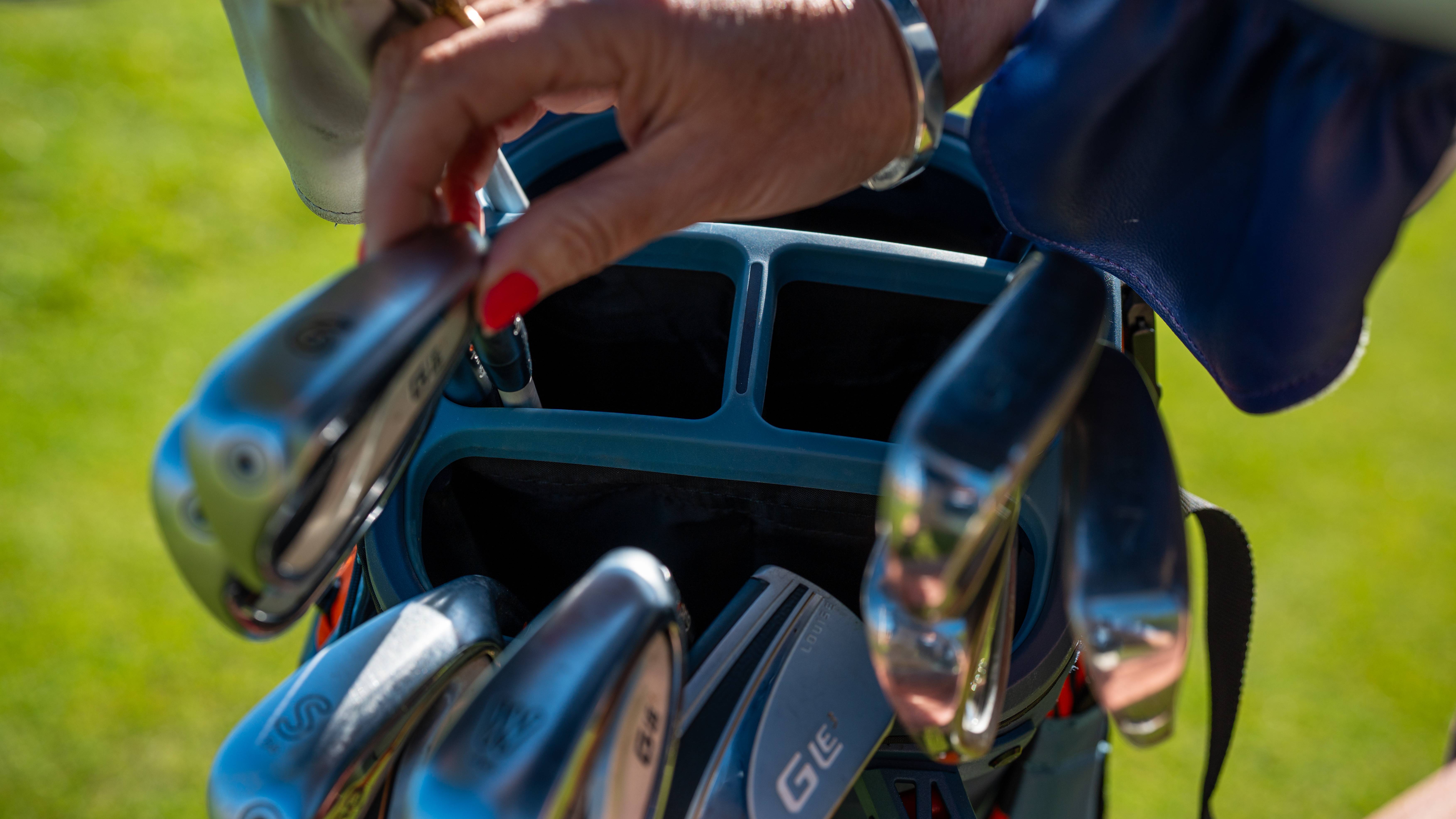 OGIO Featherlite Stand Bag