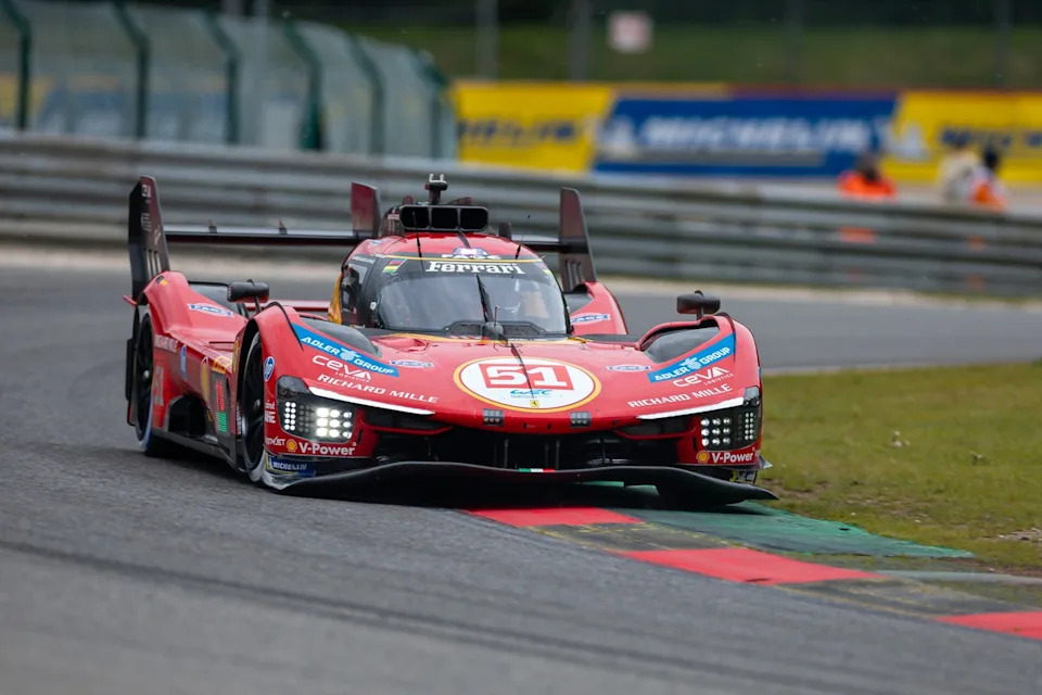 #51 Ferrari AF Corse Ferrari 499P: Alessandro Pier Guidi, James Calado, Antonio Giovinazzi