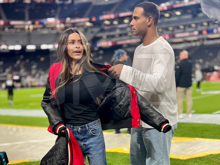 Taylor Frankie Paul -- The One-On-One NFL Date On 'The Bachelorette'