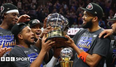 The New York Knicks celebrate winning the Eastern Conference Finals