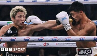 Naoya Inoue lands a punch on Junto Nakatani