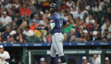 Rodríguez goes deep as the Mariners extend a franchise-record 8-game streak against Astros