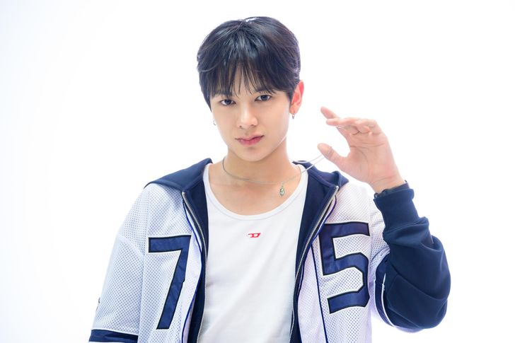K-pop boy band NAZE member Turn poses during an interview at The Korea Times headquarters in Seoul, April 16. The Thai-born member is one of three international members in the multinational group. Korea Times photo by Choi Won-suk 