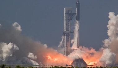 Starship grounded as SpaceX investigates Super Heavy booster failure
