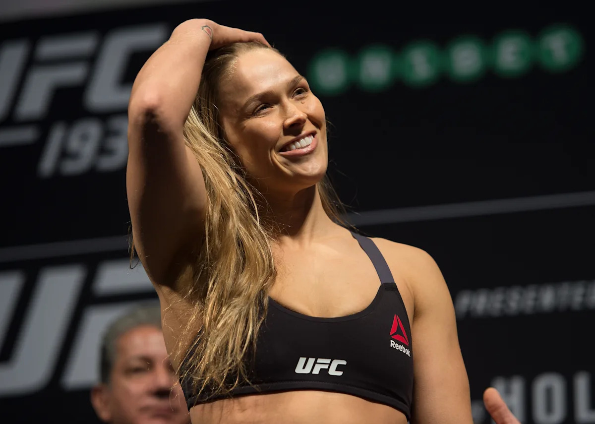 Ronda Rousey vs. Gina Carano weigh-in results and video: Both headliners come in well under the limit