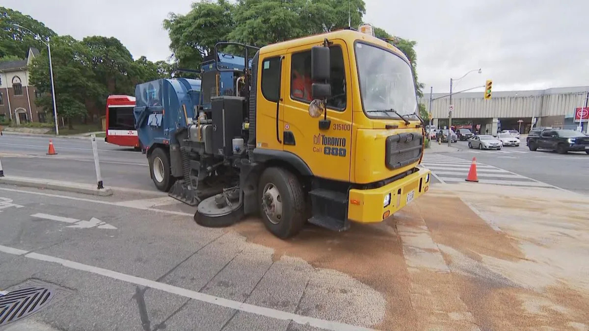 Toronto begins citywide cleanup blitz early ahead of FIFA World Cup 2026