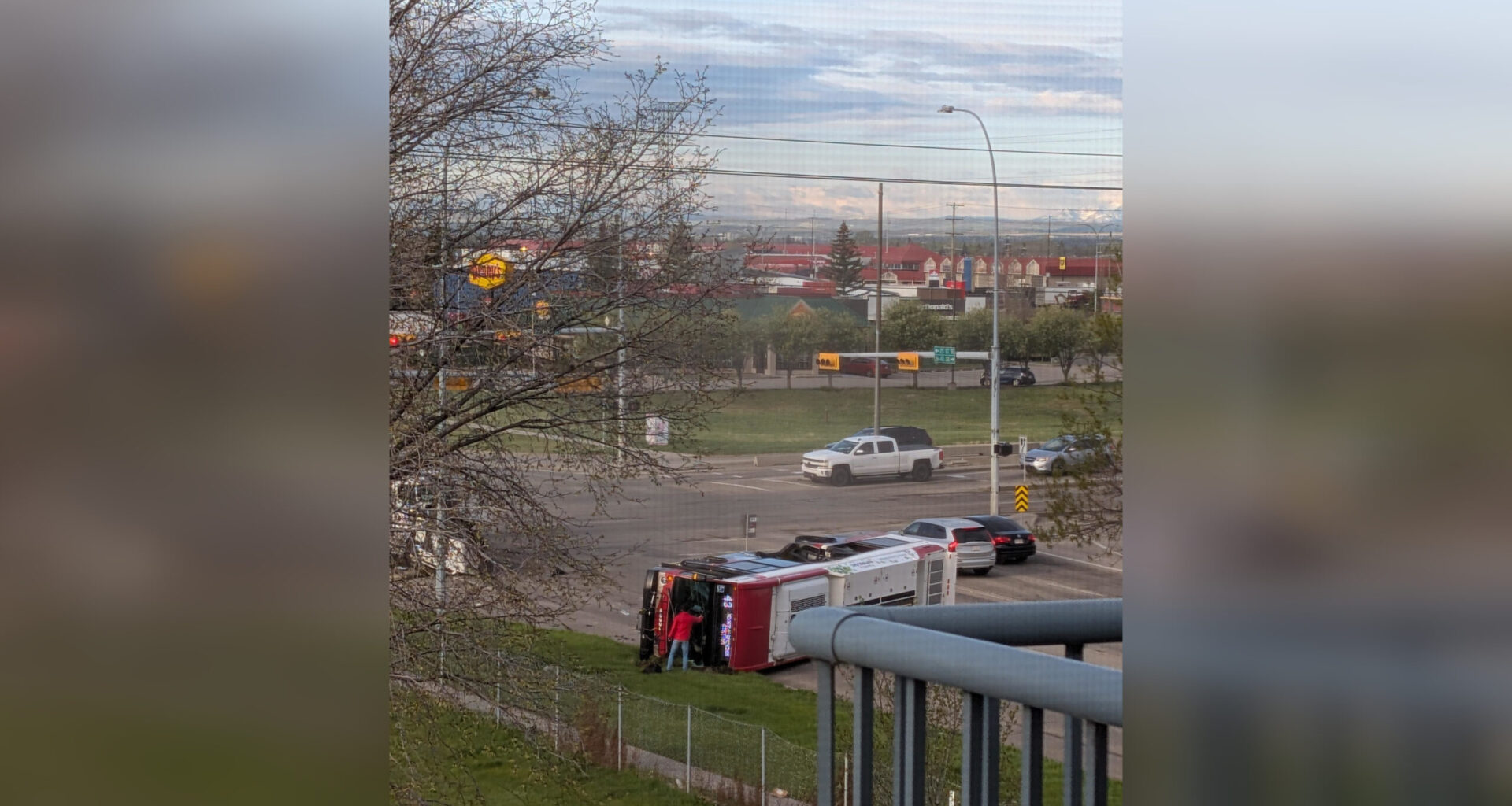 6 injured after collision knocks Calgary Transit bus over in SE