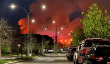 Three displaced after fire ravages SW Calgary neighbourhood