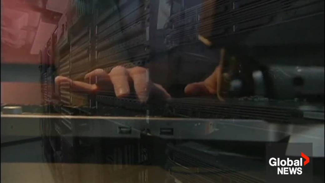 Click to play video: 'AI regulation and Canadians’ privacy in wake of Tumbler Ridge shooting'