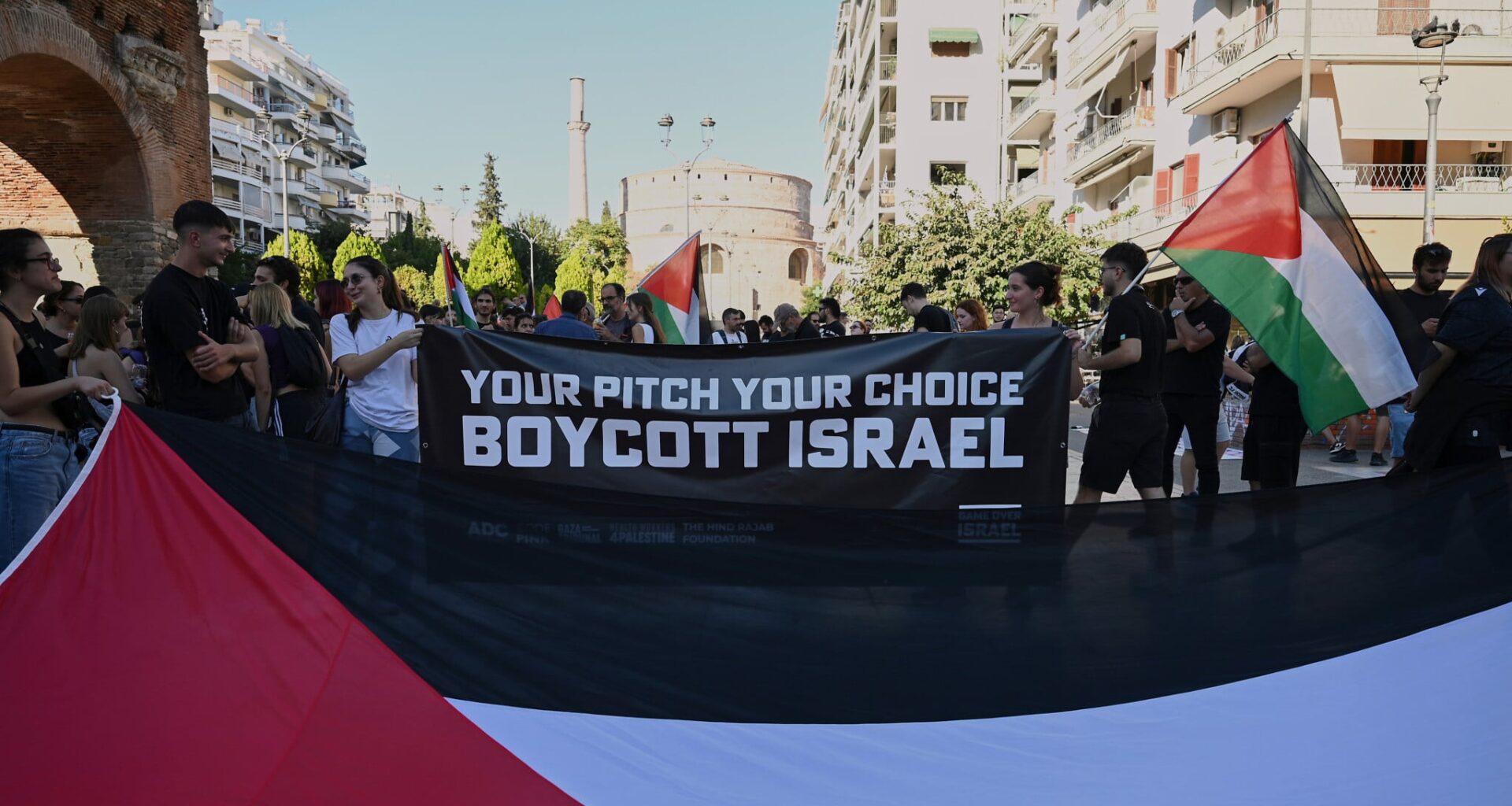 Irish athletes, celebrities urge boycott of upcoming soccer games against Israel