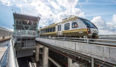 UP Express service suspended at Union Station