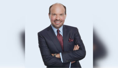 Calgary defence attorney faces child luring charges: ALERT