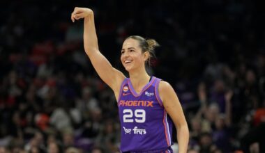 Jovana Nogic scores 27 points, Phoenix Mercury blow big lead before topping Chicago Sky