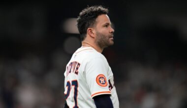Jose Altuve set for MRI after exiting Astros' win early