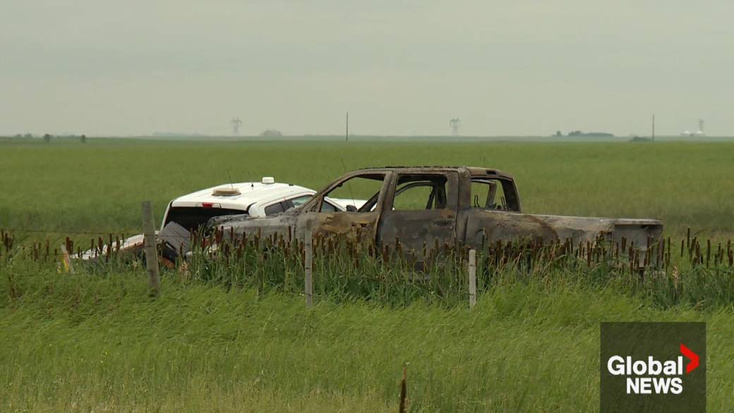 Click to play video: 'Alberta manhunt for fatal shooting suspects'