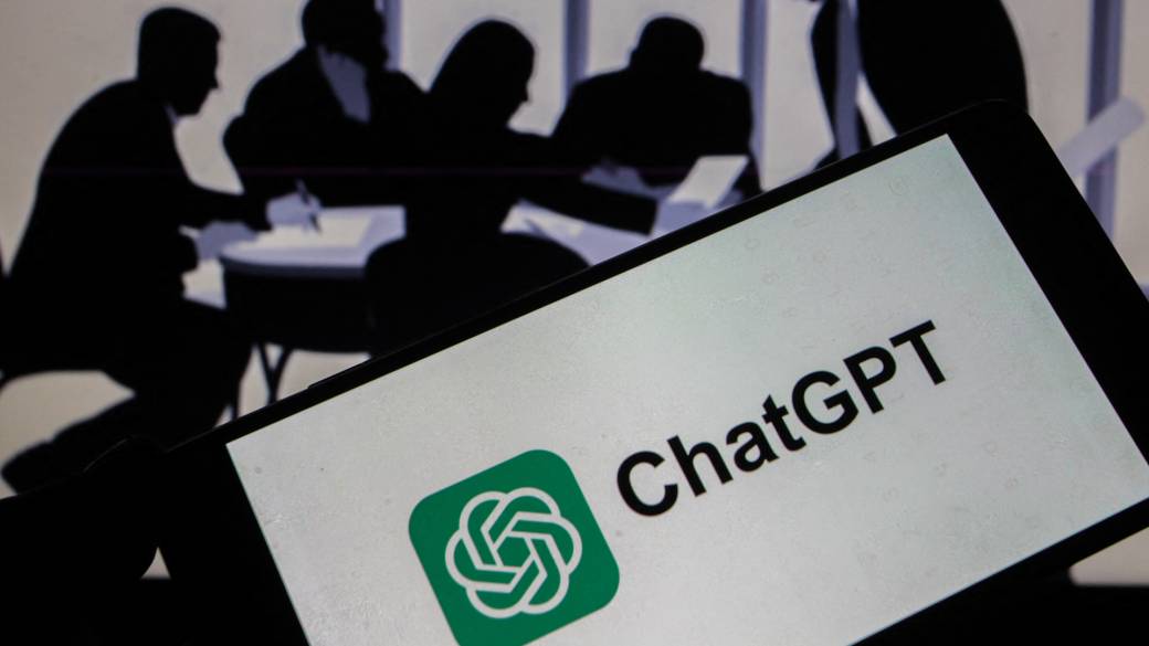 Click to play video: 'Canadians can trust ChatGPT to handle personal data, federal privacy watchdog says after review'