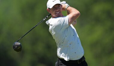 Rory McIlroy climbs leaderboard with third-round 66 at Aronimink