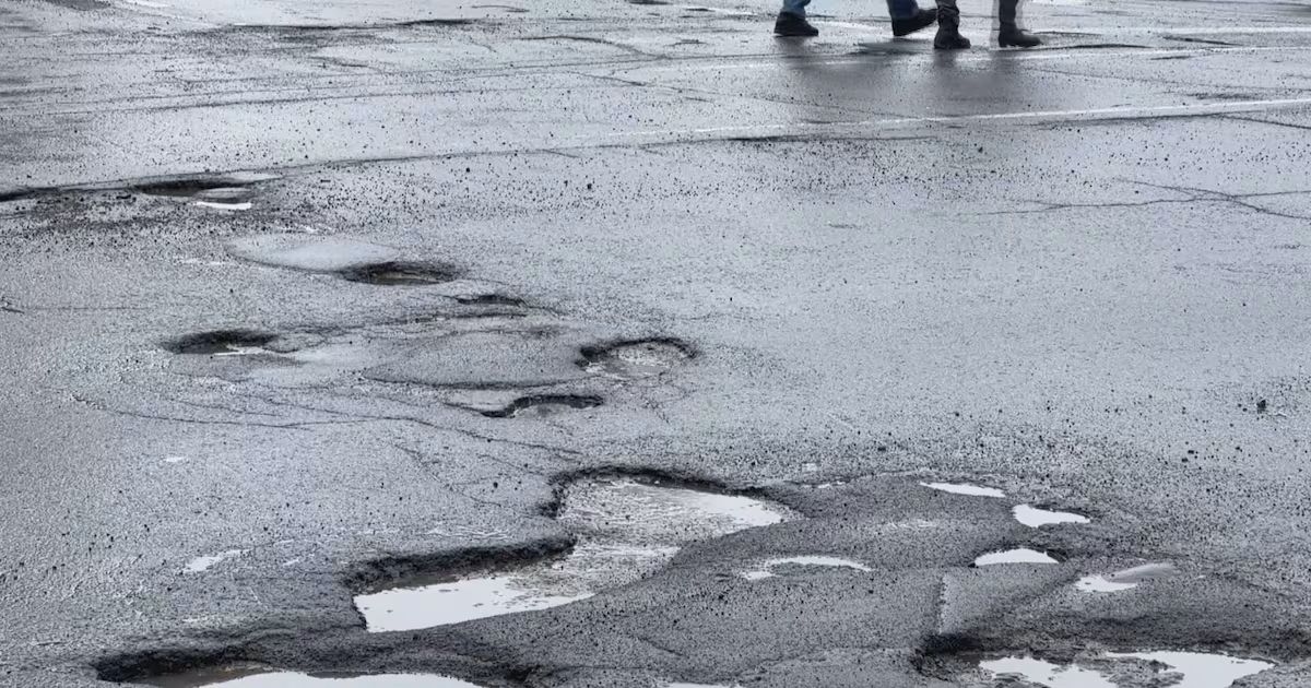 Mayor announces new measures to fix Montreal’s pothole problem - CTV News