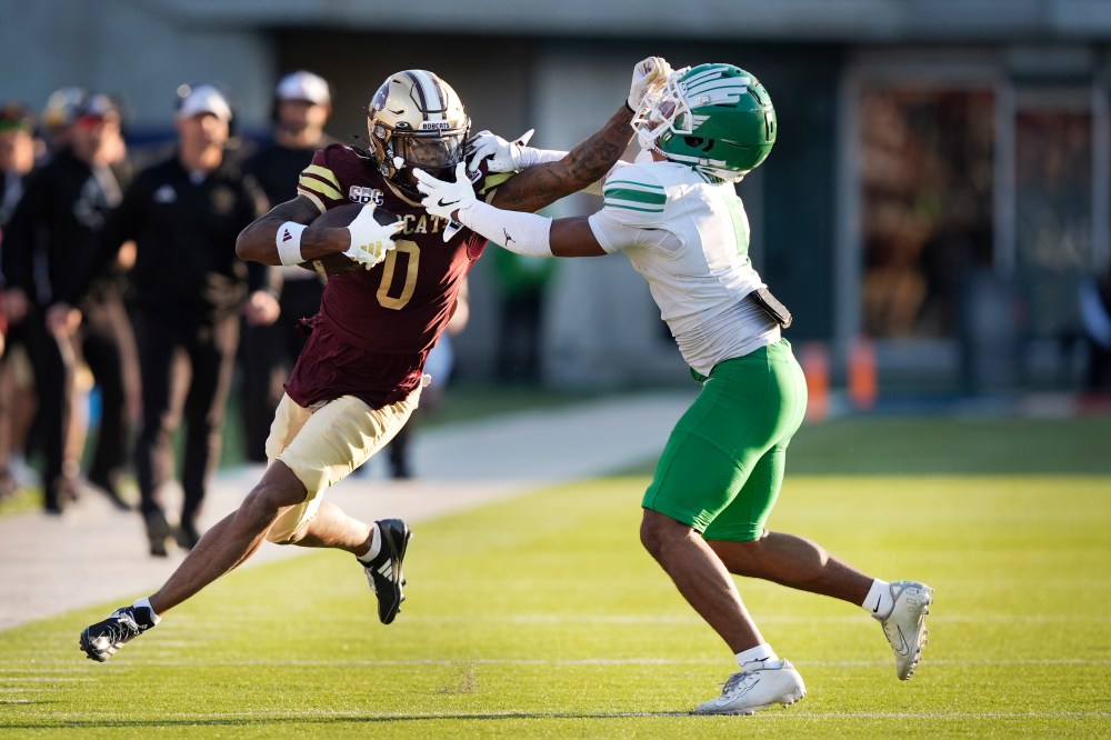 LM OTERO / THE ASSOCIATED PRESS FILES
Former North Texas cornerback Ridge Texada (right), seen in this January 2025 photo, arrived in Winnipeg last fall.