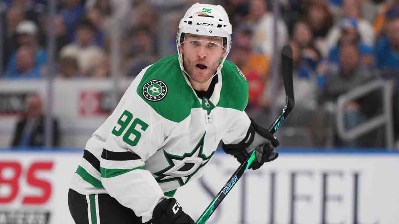 Stars' Mikko Rantanen suffered torn MCL at Olympics, says GM