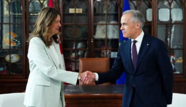 Danielle Smith sees progress on federal pipeline deal after meeting with Carney