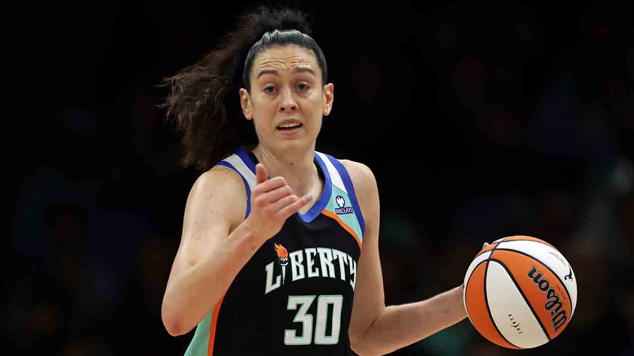 Stewart scores 22, reserves contribute big to lead Liberty past Fire