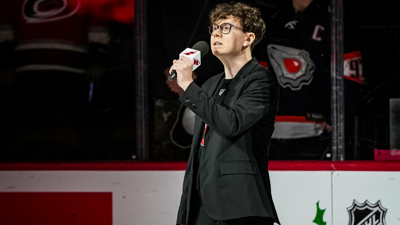 Hurricanes anthem singer touched by praise for bilingual 'O Canada'