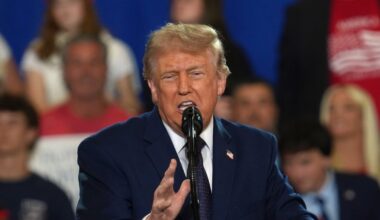 Trump veers off-topic during speech in New York that was supposed to be on the economy - CTV News