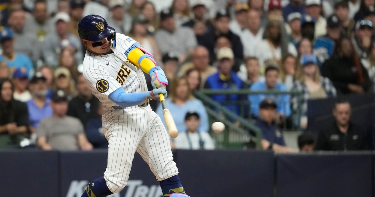Milwaukee Brewers rally in 10th to win as New York Yankees waste brilliant performance from Schlittler