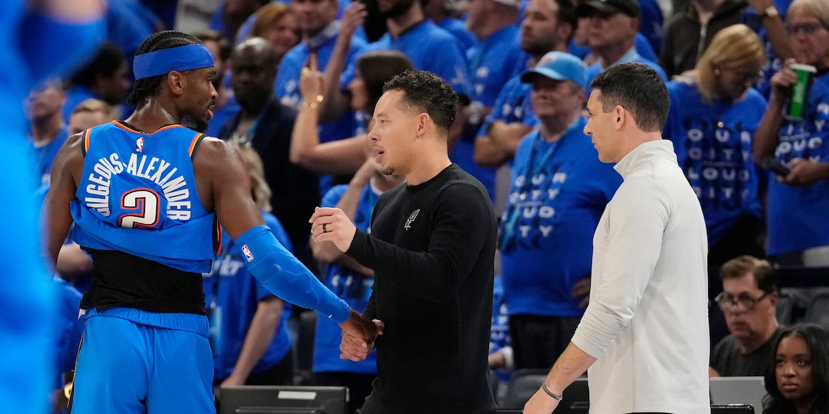 Gilgeous-Alexander tips his cap after Thunder fall to Spurs in Game 7 to end their title reign