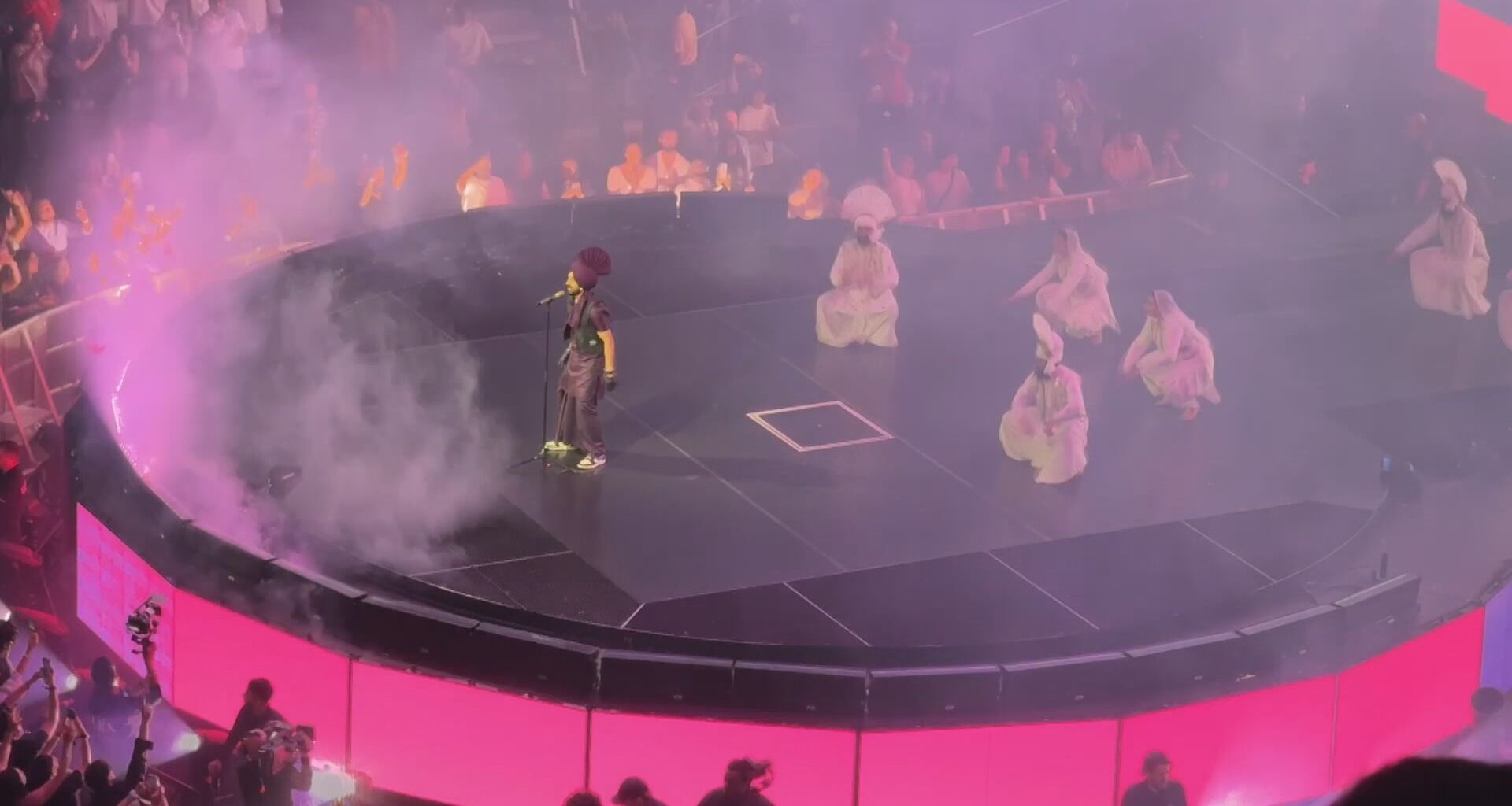 Fans pack Saddledome as Diljit Dosanjh comes to Calgary