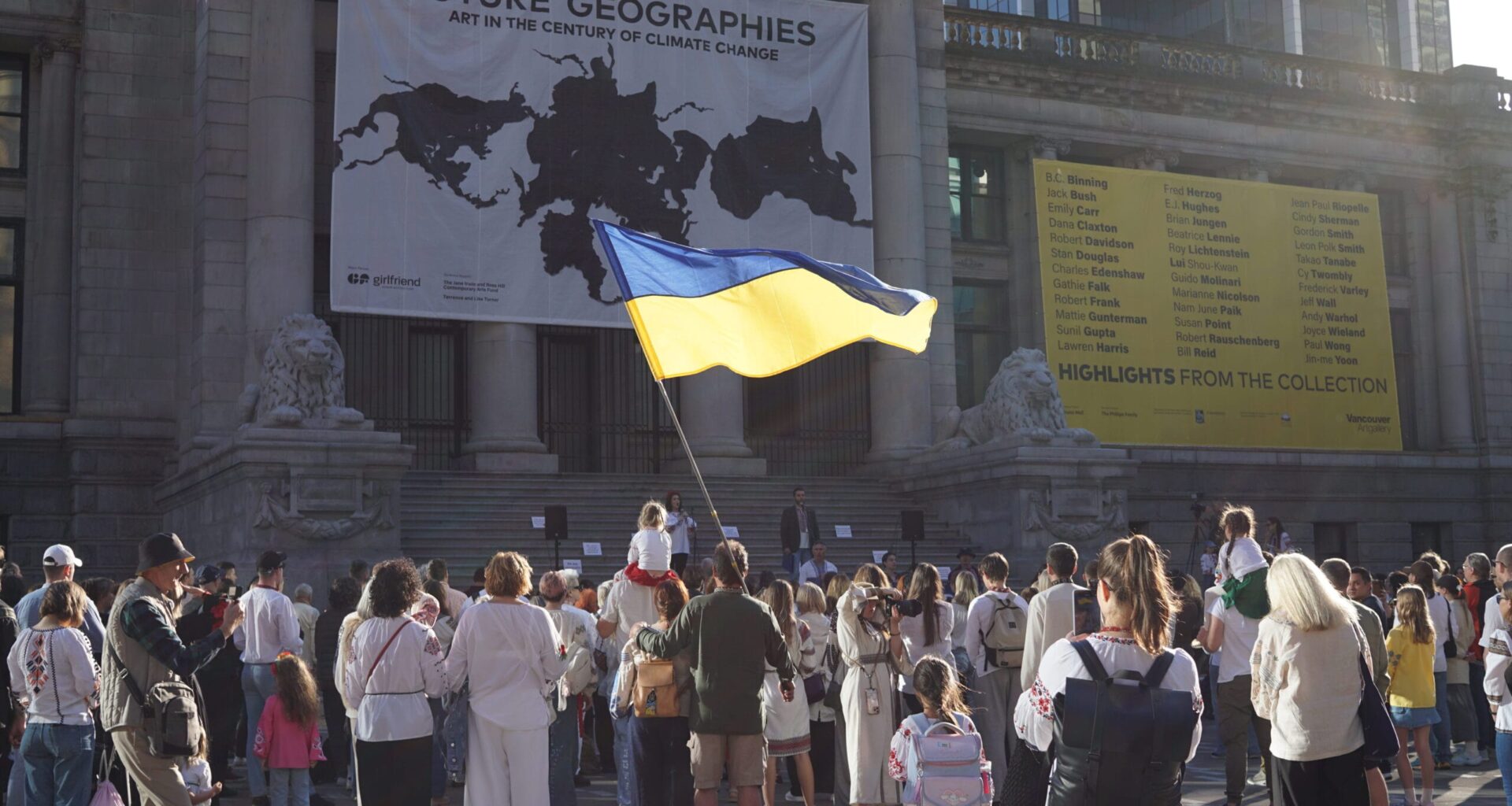 Ukrainians in Vancouver stand up for the occupied territories on Vyshyvanka Day