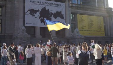 Ukrainians in Vancouver stand up for the occupied territories on Vyshyvanka Day