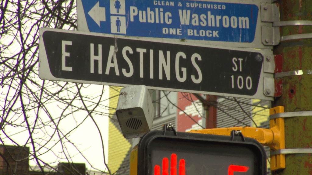 Man charged, woman released after fatal downtown Vancouver stabbing