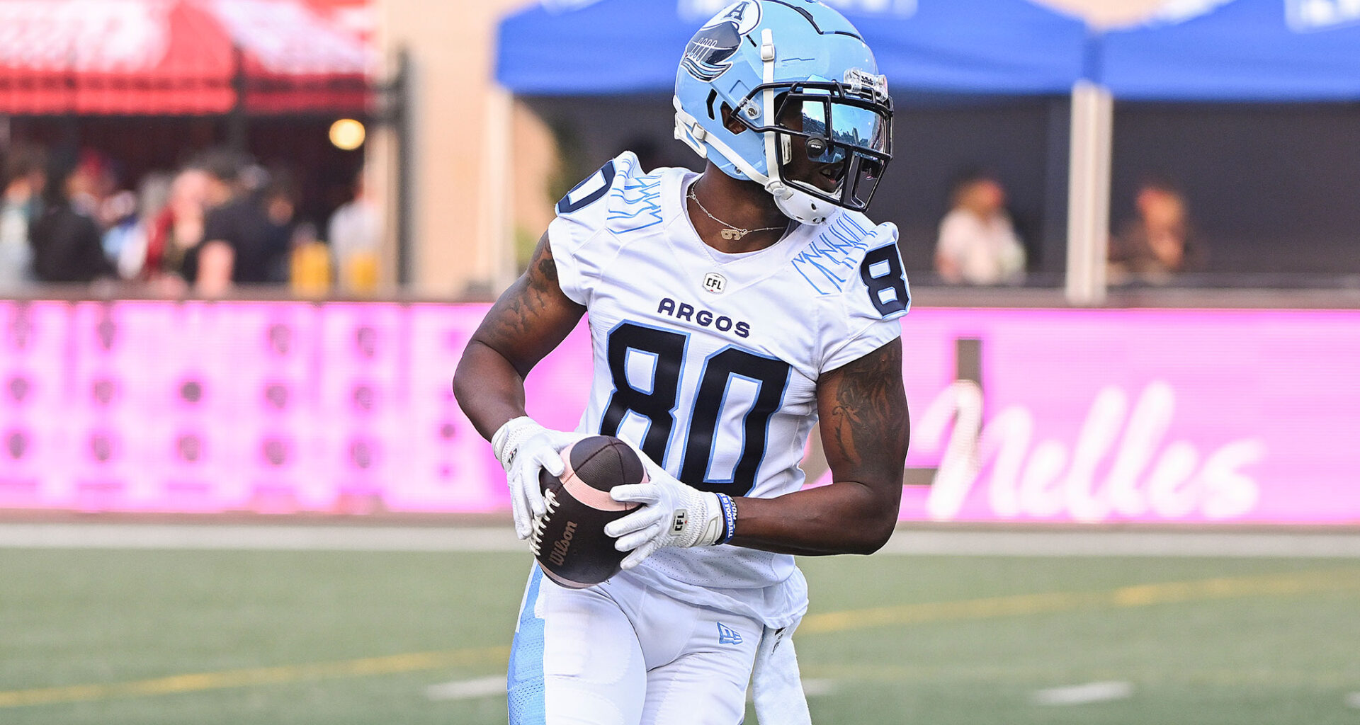 Receiver DaVaris Daniels announces retirement