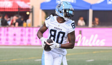 Receiver DaVaris Daniels announces retirement
