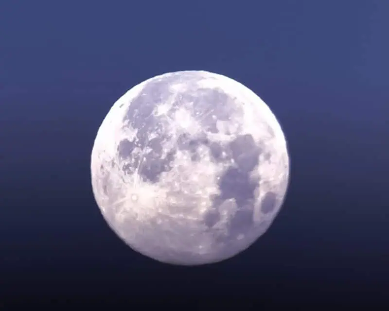 Stephane Picard in Quispamsis, New Brunswick, captured the full moon on the morning of December 5, 2025