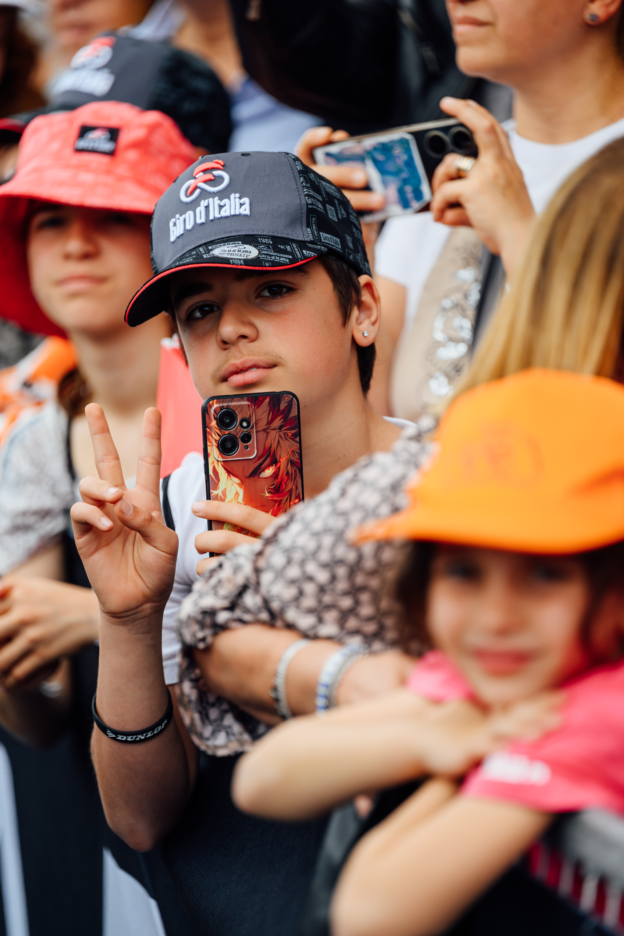 Kids lining the starting area to watch their favourite cyclists. Images from 2026 Giro d'Italia stage 7 to Blockhaus