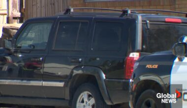 Bodies of 5 and 3-year-old found in Calgary vehicle, father charged