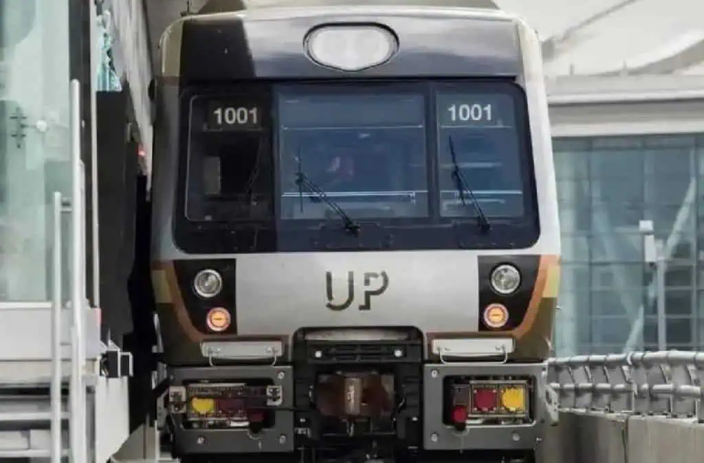 up express at toronto pearson airport out of service.