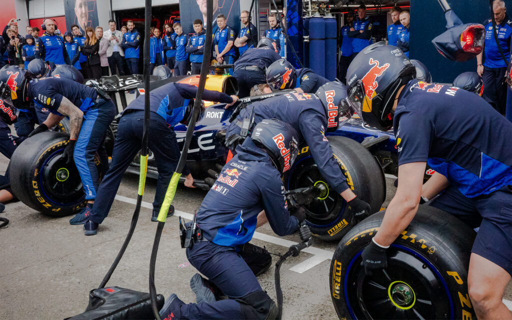F1 Red Bull Pit Lane 1. Photo by Justin Mastine-Frost.